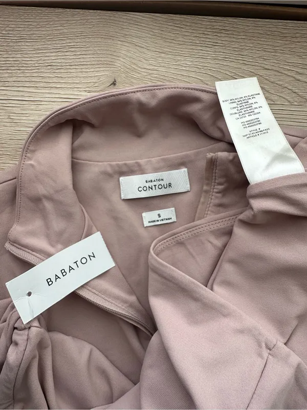 Babaton Aritzia Contour Pink Full Zip Lightweight Stretch Jacket Size Small NWT - Image 3