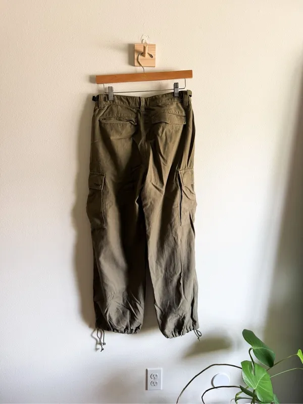 Aritzia TNA Cargo Utility Pant Size 2 - Image 6