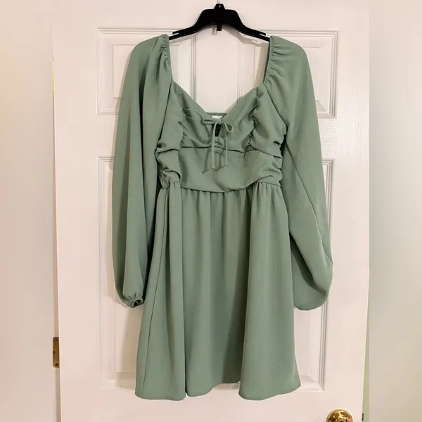Altar’d State Bennett Babydoll Mini Dress NWT Sage Green Puff Sleeve M - Image 2