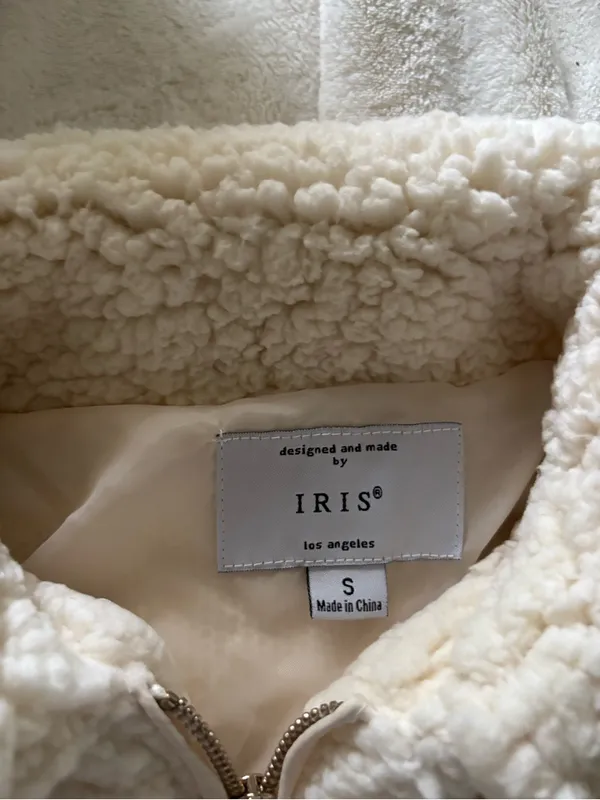 iris Cream Sherpa Zip Jacket - Image 2