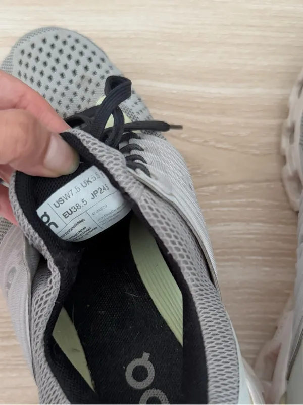 On Running Womens 7.5 Cloudswift Sneakers Alloy Glacier Grey Lime - Image 4