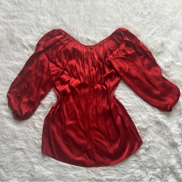 Karen Kane Red Satin Keyhole Blouse - Size Small - Made in USA - Image 6
