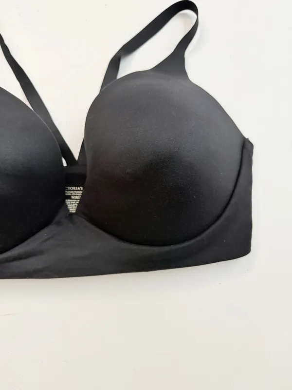 Victorias Secret Lightly Lined Plunge Bra Bralette Molded Cup Padded Black - Image 3