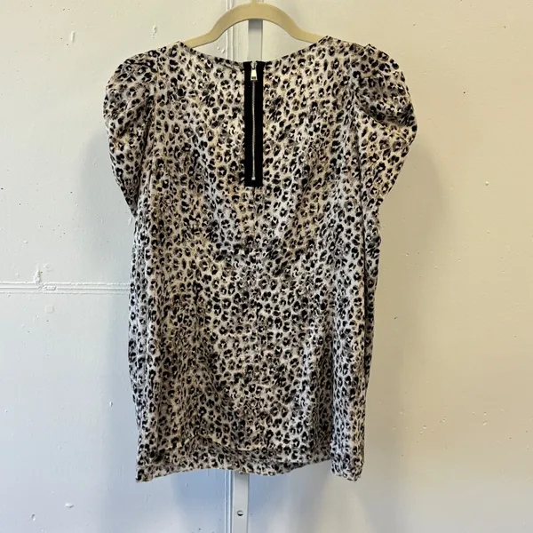 Ann Taylor Leopard Print Puff Shoulder Back Zip Blouse Top Tan Black Size 6 - Image 2