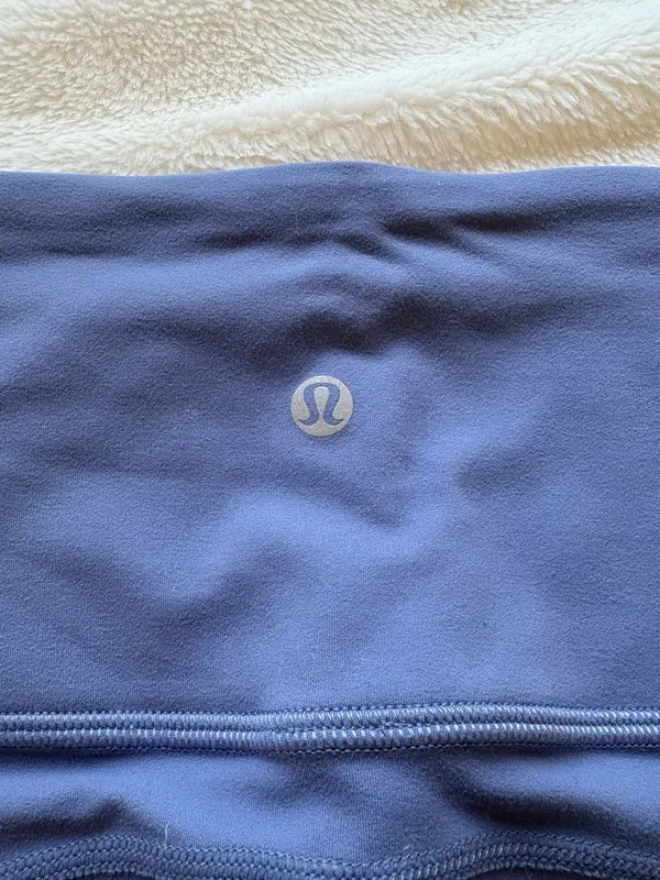 Lululemon Flare Groove High-Rise Nulu - Image 4