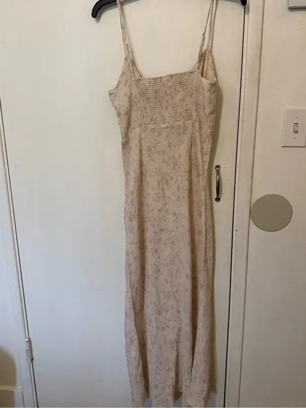 Wilfred Pale Beige Floral Slip Dress - Image 2