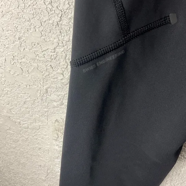 ON Running Womens Performance Tights 7/8 Black Size XS - Image 6