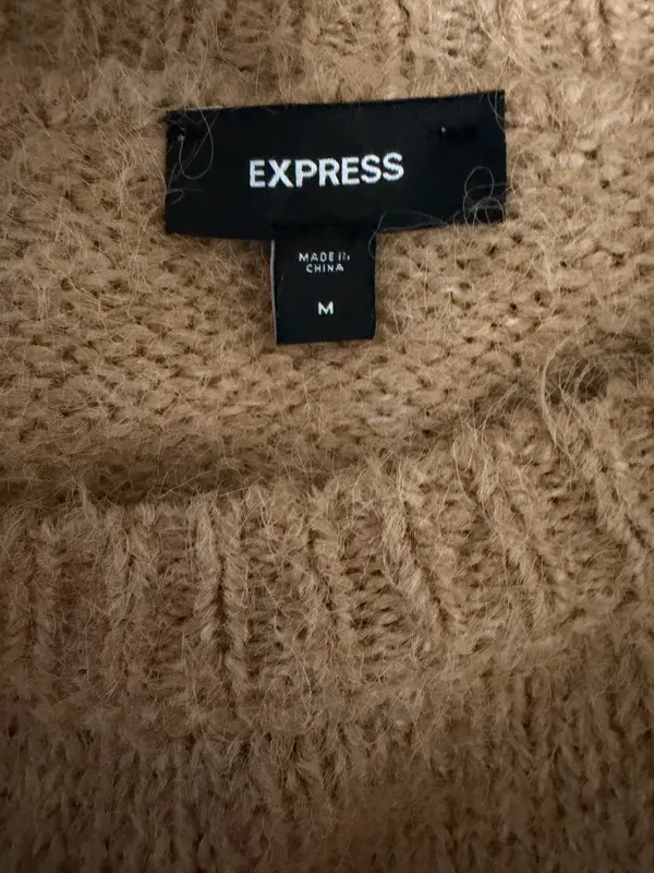 Express Camel Fuzzy Knit Wool Blend Crewneck Old Money Sweater Medium - Image 6