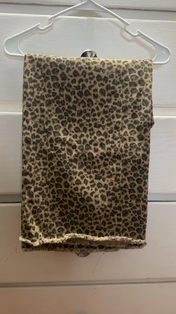 Boutique Leopard/Cheetah Print Jeans - Image 2