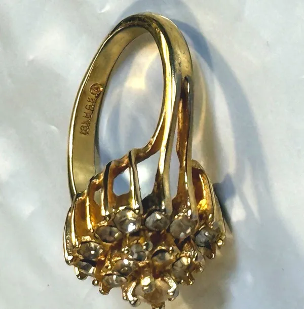 Vintage 18K HGE Rhinestone Tiered Cluster Cocktail Ring 9⁠ - Image 6