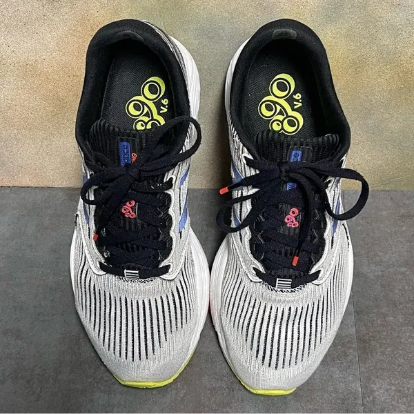 New Balance 890V6 Gray/Black Women's Running Shoes Size 10B - Image 10