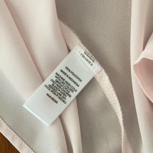 EXPRESS Blouse Work Top Pale Pink Size XS Notch Pleat Business Formal Shirt NWT - Image 5