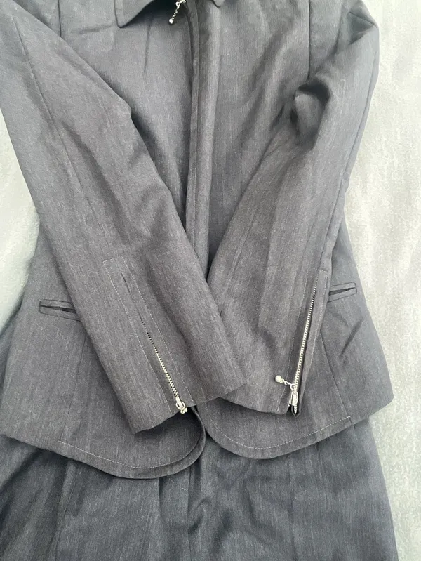 Liz Claiborne Collection Vintage 100% Wool Charcoal Grey Pant Suit Zip Jacket Si - Image 8