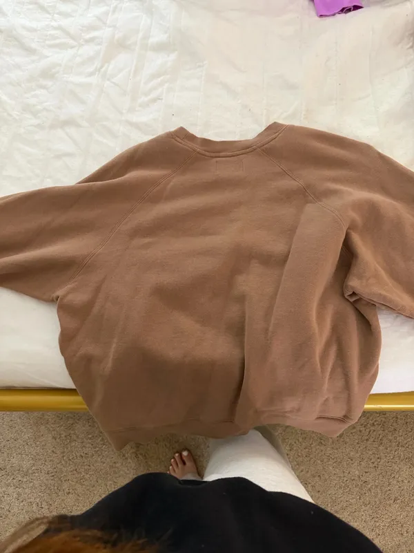 Old Navy Crewneck - Image 3