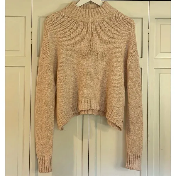 American Eagle pink cropped mock neck knit sweater - Image 3