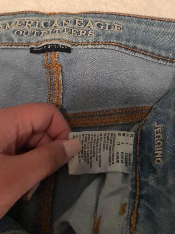 American Eagle jeans size 6 - Image 5