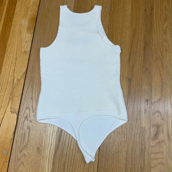 Abercrombie & Fitch Ivory White Ribbed Cutout Sleeveless‎ Bodysuit XS Womens - Image 4