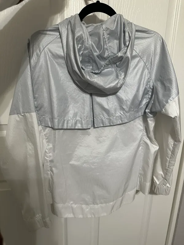 Nike Windbreaker - Image 2