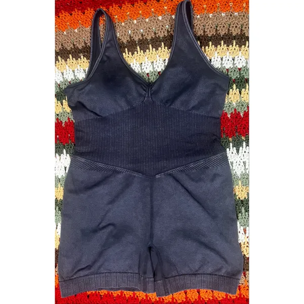 JoyLab Black Seamless Short Active Bodysuit V-Neck Ribbed Workout Romper L - Image 3