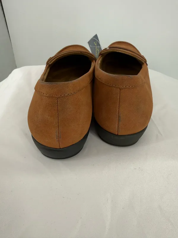 Natural Soul by Naturalizer Women Loafers Tan Suede Comfort Slip On Shoes 7.5W - Image 3