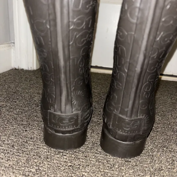 Ugg Wilshire Brown Rubber Rain Boots Women’s Sz 7 Tall Fur Insole EUC - Image 7