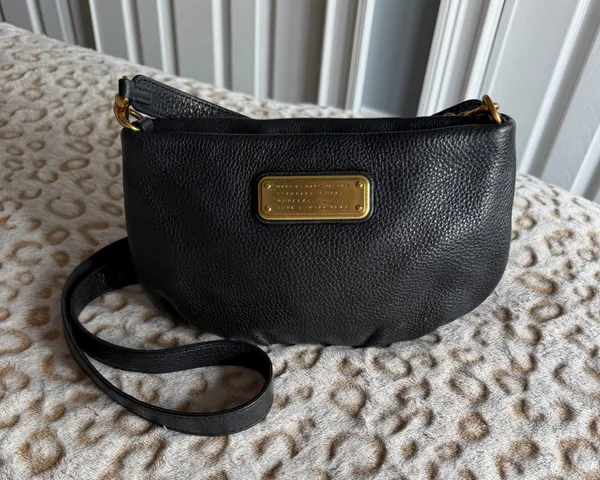 Marc by Marc Jacobs Black Leather Crossbody Bag - Image 3
