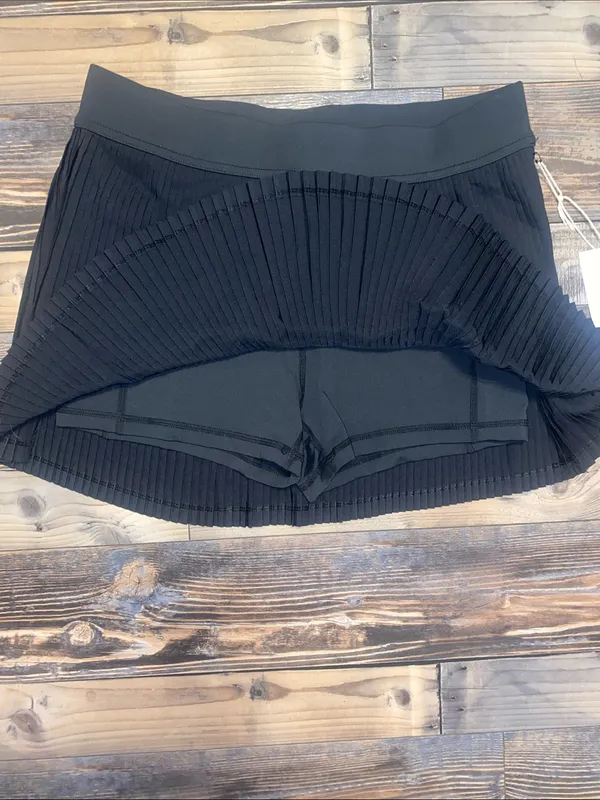 AugIris Black Pleated Min skort skirt Size L - Image 2