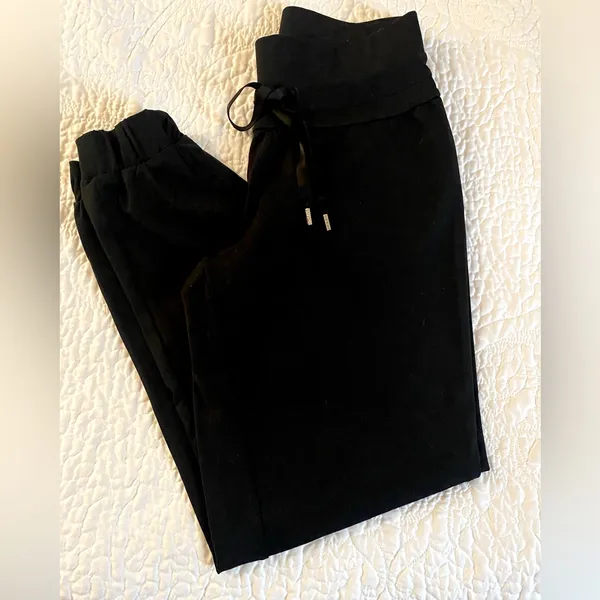 Lorna Jane Black Joggers XS - Image 3