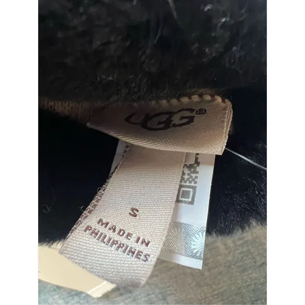 NWT! UGG Black Genuine Leather Shearling Cuff Touchscreen Compatible Gloves S - Image 4