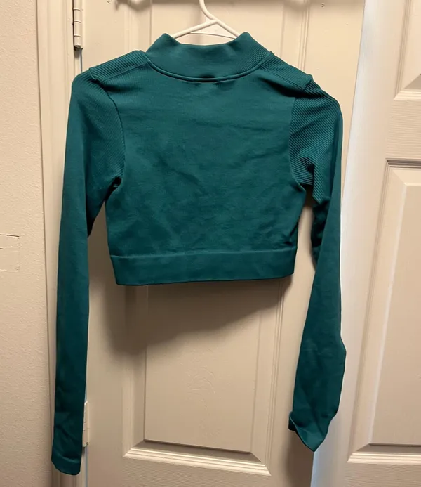 Boantee Long sleeve top - Image 4