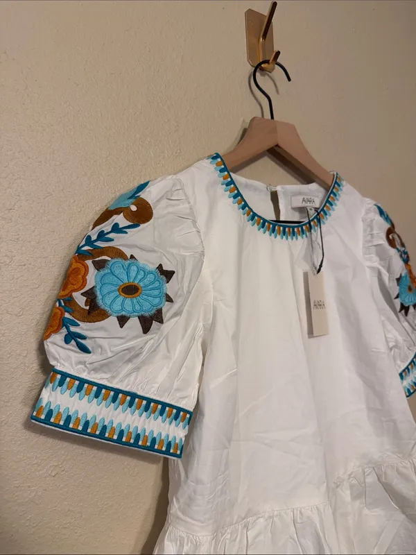Avara Eileen White Embroidered Peplum Top Size XS NWT - Image 5