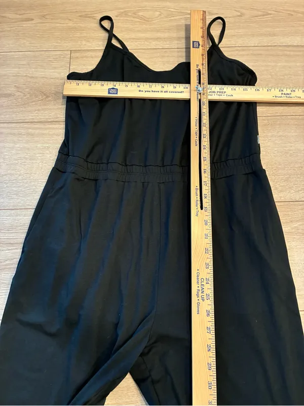 Vuori Women’s Lux Jogger Jumpsuit Black Size XL - Image 4