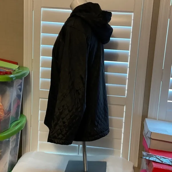 Jones New York Black Hooded Puffer Jacket - Image 5