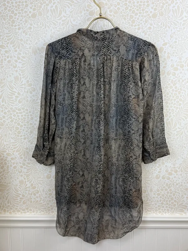 Wilfred by Aritzia 100% Silk Animal Print Tunic Button Blouse - Size - XXS - Image 3