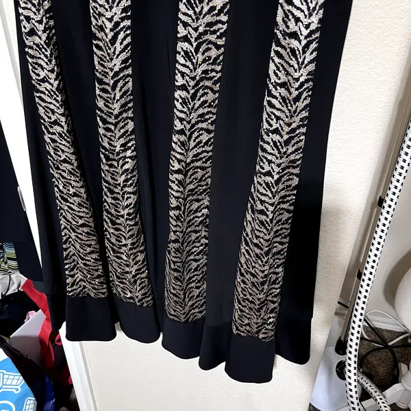 R&M‎ RICHARDS Midi Dress Black Gold Metallic Shimmery Stretch Jersey Event 18W - Image 4