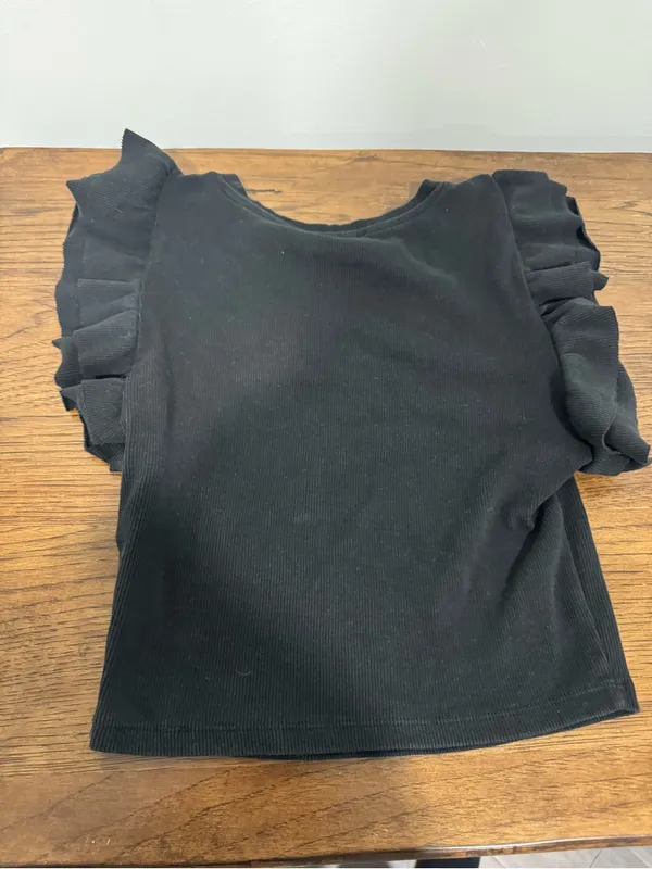 Zara Black Ribbed Tee with Layered Ruffle Sleeves - Image 4