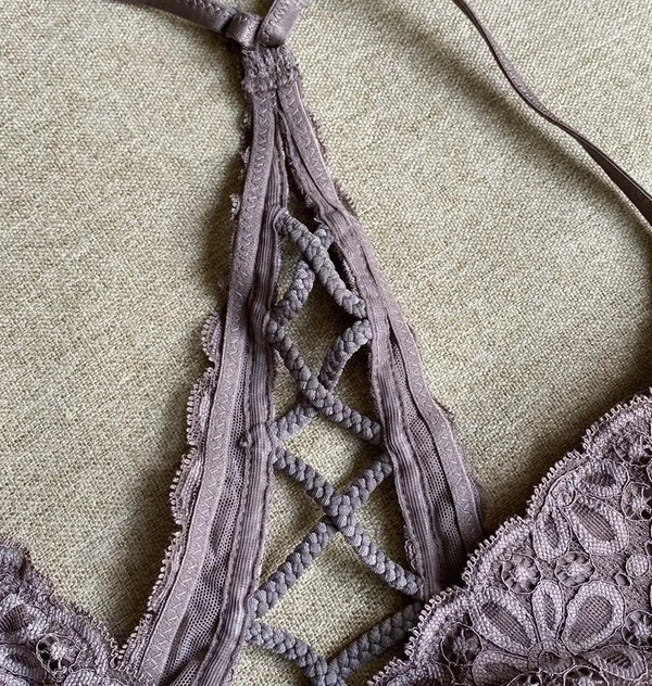 Victoria's Secret Front Enclosure Light Plum Bralette - Image 3