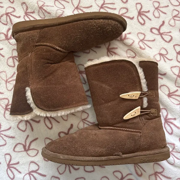 Brown BEARPAW Suede Boots Tall - Image 2