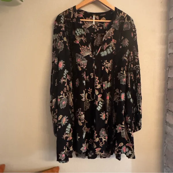 FREE PEOPLE Just‎ The Two Of Us Floral Tunic - Image 2