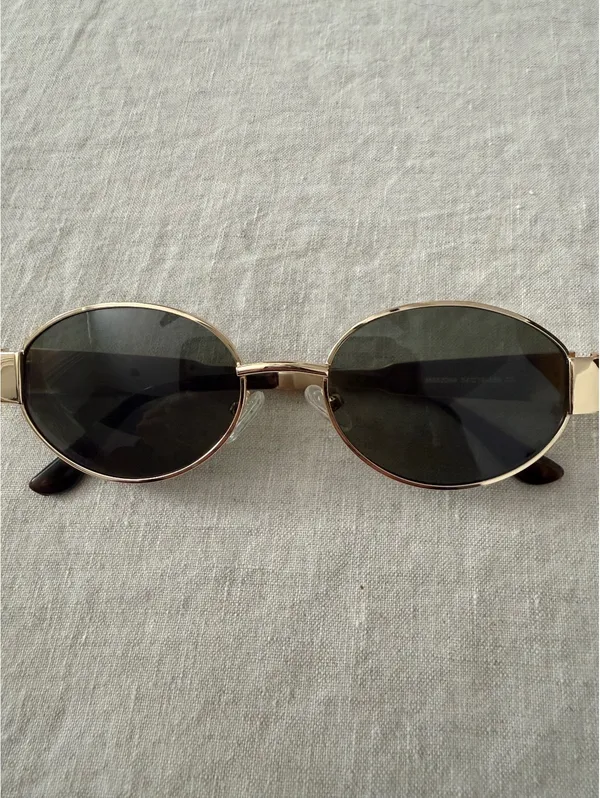 Retro Oval Sunglasses Gold - Image 4