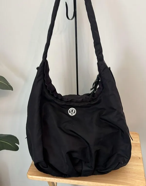Lululemon Sackasana Black Nylon Shoulder Bag - Image 13
