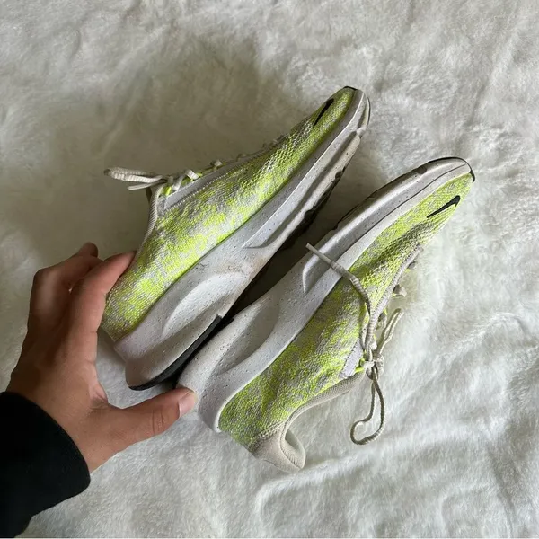 Nike Women's SuperRep Go 3 Flyknit Sneakers Neon Yellow White Size 7 - Image 6