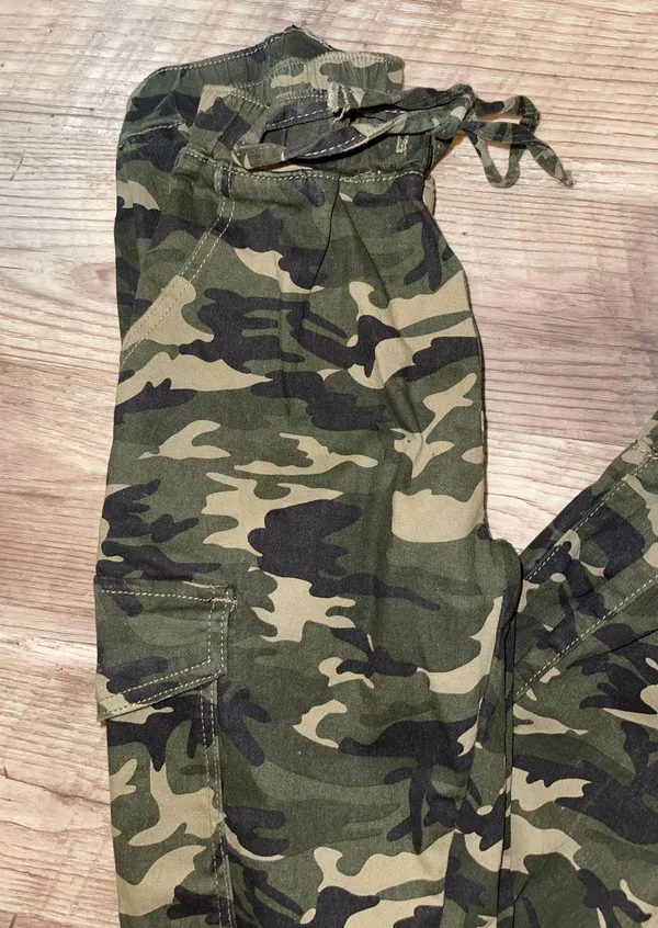 Camo Cargo Pants - Image 4