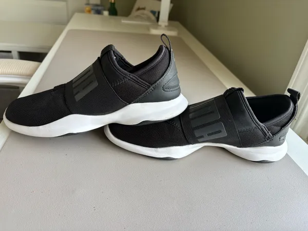 Puma Sneakers Women’s Black - Image 5
