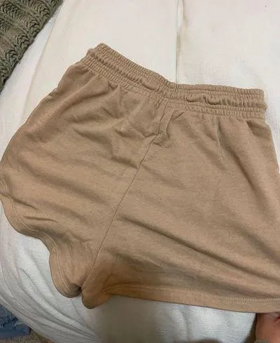 H&M Tan Lounge Shorts - Image 2