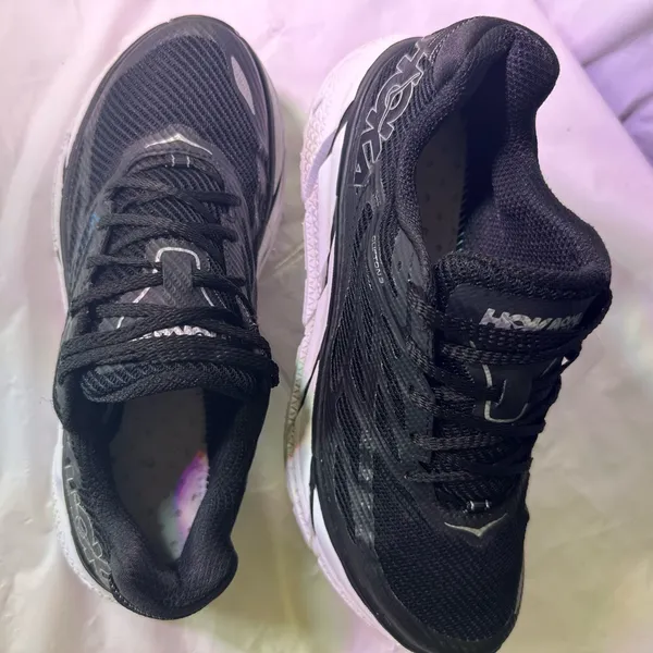 Hoka Women's Black and White Sneakers - Image 4
