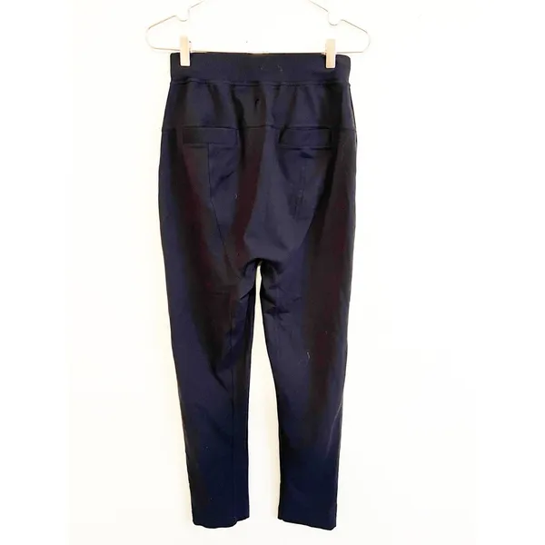 Lululemon Women’s Size 6 True Black Straight Leg‎ Joggers Rear And Side Pockets - Image 3