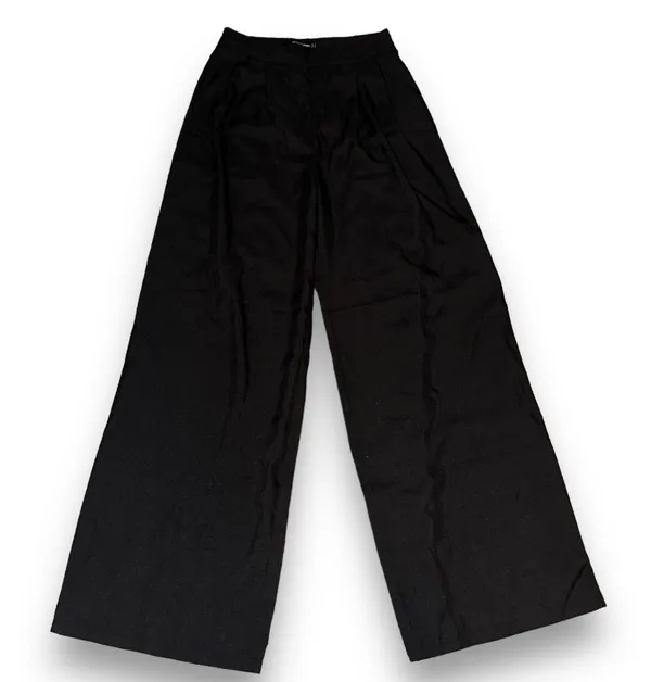 PrettyLittleThing Woven Pleated Front Wide Leg Pants - Image 3