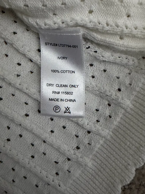 All in Favor Ivory Cable Knit Button-Front Cardigan Size Small - Image 6