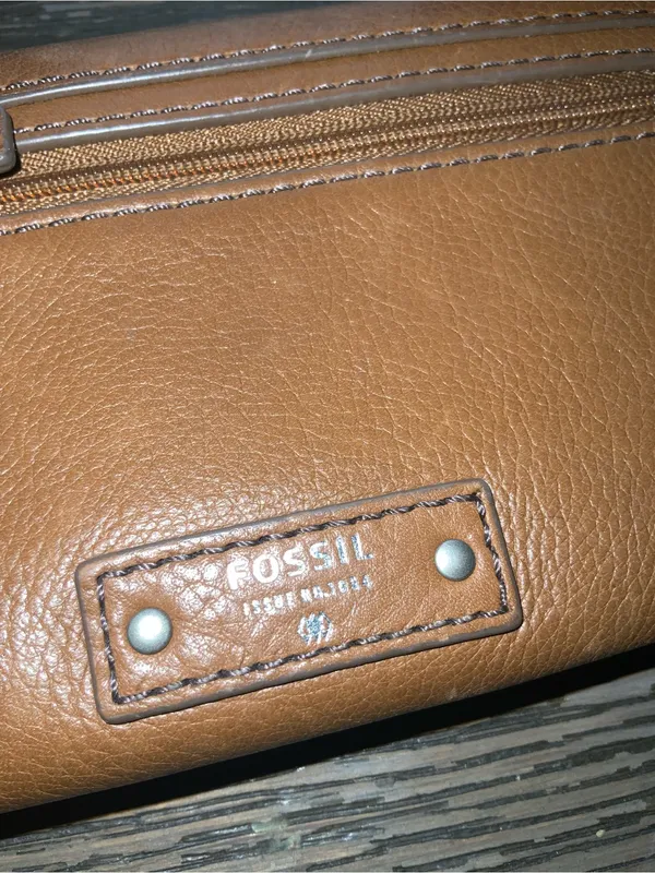Fossil Tan Leather Snap Trifold Wallet - Image 5